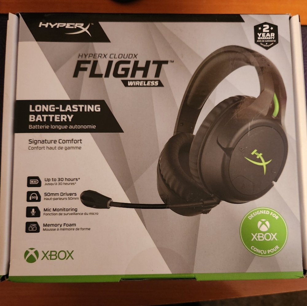 HyperX-CloudX Flight Wireless Gaming Headset for Xbox X|S and Xbox One-Black NIB